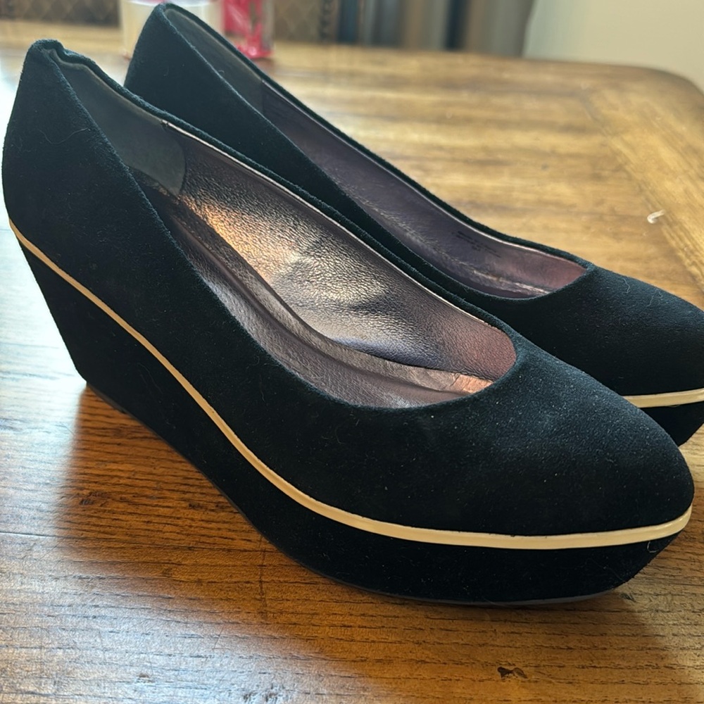 Anthropologie Pilcro and the Letterpress Black Suede Platform Wedges 9